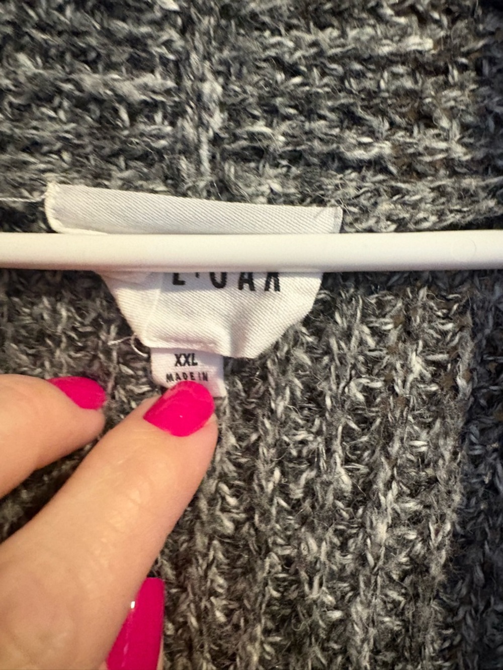 Cozy Open-Front Gray Cardigan Sweater with White Sleeve Stripes - Picture 2 of 2